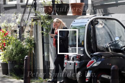Amsterdam 24 mei 2019
Gigi Ravelli en haar vriend Roger Hodenius bij hun huis.