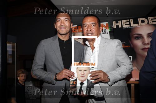 Amsterdam 29 mei 2019
10 jaar magazine Helden geporesnteerd bij Gassan Diamonds.
Frits en Barbara Barend praten met inge de Bruijn Ronald Koeman en Giovanni Bronkhorst. Giovanni kwam met zijn vrouiw zoon en vader en moeder