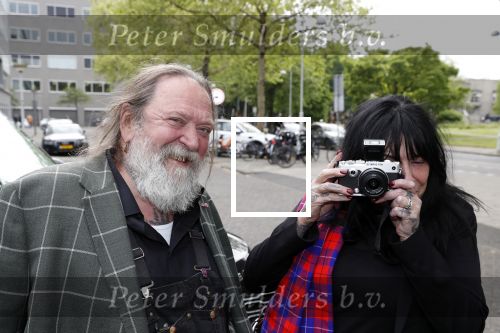 Amsterdam 17 mei 2019
Opening Art Zuid door Jan des Bouvrie. Henk en Louise Schiffmacher