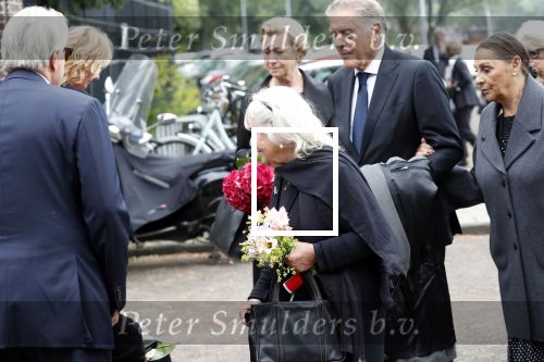 Maarssen Amsterdam 5 juni 2019
Crematie Martine Bijl op zorgvlied in Amsterdam. Herma Krabbe