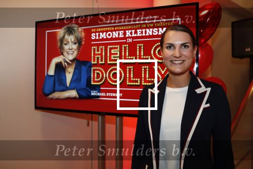 Amsterdam 21 mei 2019
iris v d Ende presnteert met haar bedrijf medialane de cast van hello Dolly met oa Simone Kleinsman Paul de Leeuw Freek Bartels Jorgen Raymann en Marjolein Touw.
