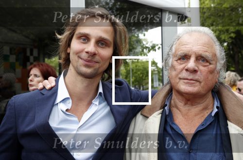 Amsterdam 17 mei 2019
Opening Art Zuid door Jan des Bouvrie. De zoon van Jan Cremer , ivan Cremer had ook een heel mooi kunstwerk gemaakt.