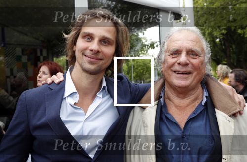 Amsterdam 17 mei 2019
Opening Art Zuid door Jan des Bouvrie. De zoon van Jan Cremer , ivan Cremer had ook een heel mooi kunstwerk gemaakt.