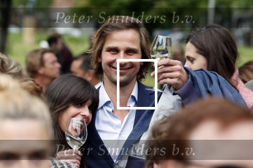 Amsterdam 17 mei 2019
Opening Art Zuid door Jan des Bouvrie. De zoon van Jan Cremer , ivan Cremer had ook een heel mooi kunstwerk gemaakt.