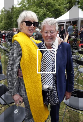 Amsterdam 17 mei 2019
Opening Art Zuid door Jan des Bouvrie. jan met zijn vrouw Monique