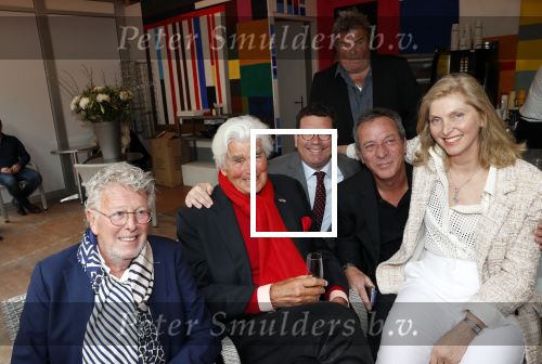 Amsterdam 17 mei 2019
Opening Art Zuid door Jan des Bouvrie. jan Cor v Zadelhoff Roberto Meyer en Cintha van Heeswijck