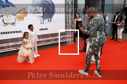 Amsterdam 2 juni 2019
Premiere huisdiergeheimen 2 in pathe arena. Jandino Asporaat kwam met vrouw en kinderen
