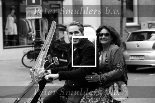 Amsterdam 17 mei 2019
Jelle Feenstra met zijn moeder op vespa scooter.