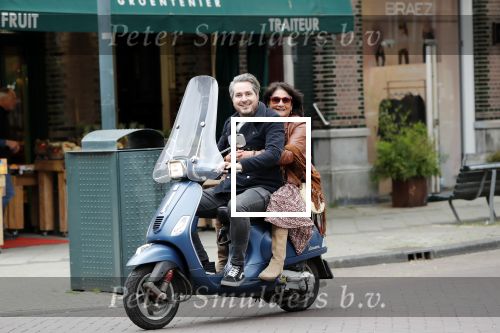 Amsterdam 17 mei 2019
Jelle Feenstra met zijn moeder op vespa scooter.