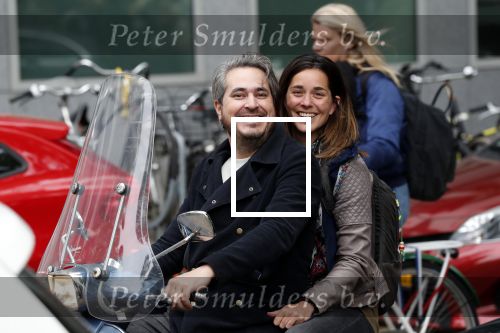 Amsterdam 17 mei 2019
Jelle Feenstra met zijn zus op vespa scooter.