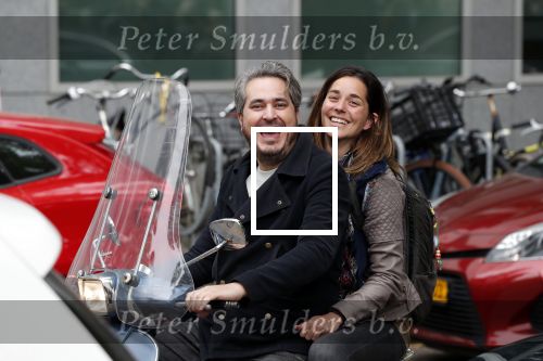 Amsterdam 17 mei 2019
Jelle Feenstra met zijn zus op vespa scooter.