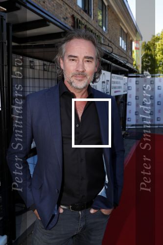 Blaricum 13 mei 2019
Free a girl gala in the red sun in Blaricum.
Jeroen Nieuwenhuize