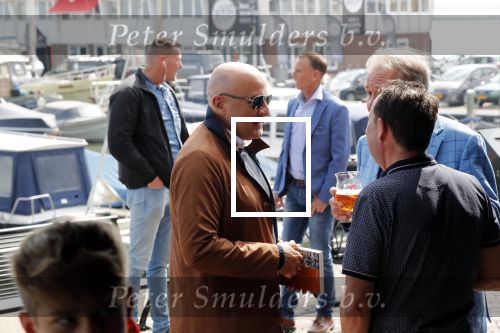 Volendam 22 mei 2019
Boekpresentatie Keje Molenaar bij dine en wine op de dijk in Volendam. Jan Smit presenteert het.
 John v d Heuvel (met beveiliging) en Maarten Spanjer
