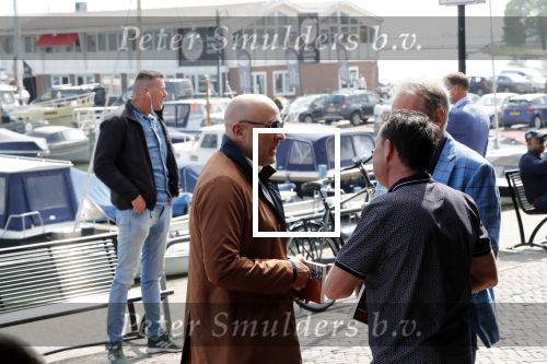 Volendam 22 mei 2019
Boekpresentatie Keje Molenaar bij dine en wine op de dijk in Volendam. Jan Smit presenteert het.
 John v d Heuvel (met beveiliging) en Maarten Spanjer