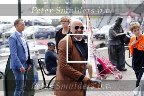 Volendam 22 mei 2019
Boekpresentatie Keje Molenaar bij dine en wine op de dijk in Volendam. Jan Smit presenteert het.
 John v d Heuvel (met beveiliging) en Maarten Spanjer