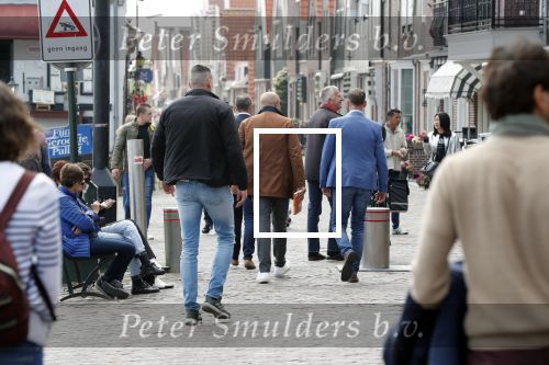 Volendam 22 mei 2019
Boekpresentatie Keje Molenaar bij dine en wine op de dijk in Volendam. Jan Smit presenteert het.
 John v d Heuvel (met beveiliging) en Maarten Spanjer
