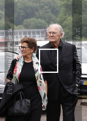 Maarssen Amsterdam 5 juni 2019
Crematie Martine Bijl op zorgvlied in Amsterdam. 
Joop v d Ende en Janine v d Ende