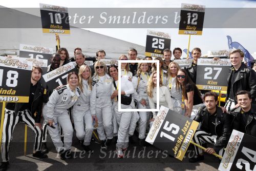 Zandvoort 18 mei 2019
Jumbo racedagen op circuit Zandvoort met oa aanwezig Max Verstappen en Pierre Gasly van het Red Bull F1 team. div dames oa Kim Kotter Jessie Jazz Vuijk Antoinette de Jong ea