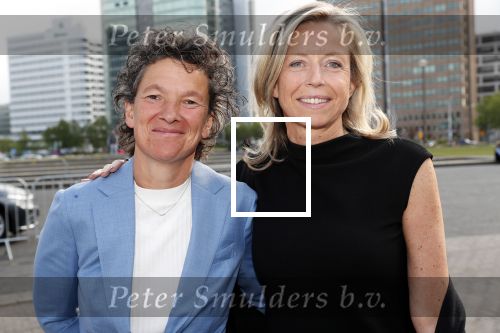 Amsterdam 25 mei 2019
Amsterdam dam diner tbv het aidsfonds in AFAS live. Kajsa Ollongren en partner Irene van den Brekel