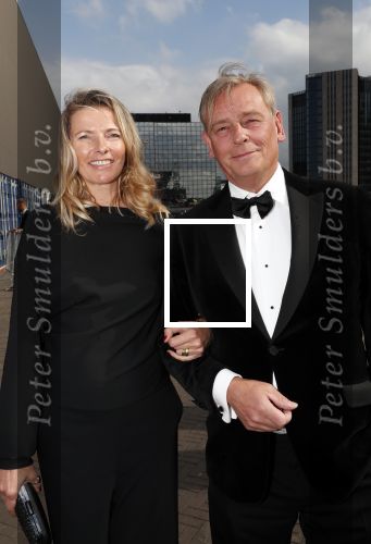 Amsterdam 25 mei 2019
Amsterdam dam diner tbv het aidsfonds in AFAS live. Zus Mabel Wisse Smit met man