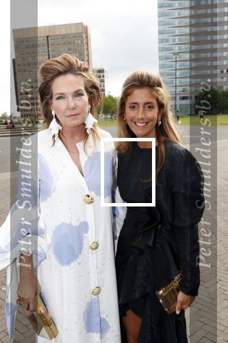 Amsterdam 25 mei 2019
Amsterdam dam diner tbv het aidsfonds in AFAS live. Dani Bles met Mariska Dietz