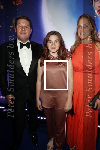 Hilversum 21 mei 2019
Premiere Aladdin in hilversum. martijn Krabbe kwam met zijn vriendin en dochter