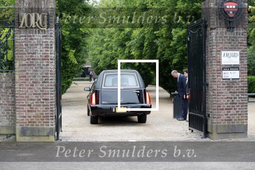 Maarssen Amsterdam 5 juni 2019
Crematie Martine Bijl op zorgvlied in Amsterdam. Martine Bijl lijkauto