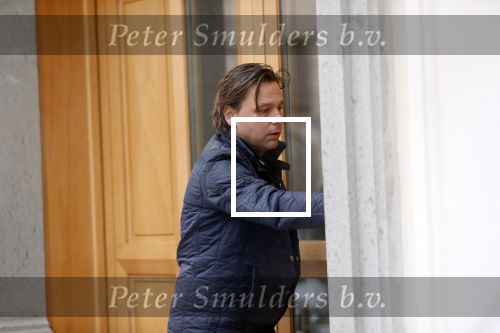 Rome mei 2019
Prinses Christina woont tegenwoordig in een appartement/penthouse in Rome.
Er zitten verschillende leuke winkeltjes in de buurt. Ook het collosseum ligt bij haar om de hoek. Matthijs Albers belt aan bij Prinses Christina