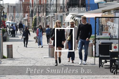 Volendam 22 mei 2019
Boekpresentatie Keje Molenaar bij dine en wine op de dijk in Volendam. Jan Smit presenteert het.
Matthijs de Ligt is er met zijn vriendin Annekee Molenaar