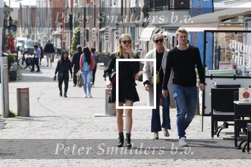 Volendam 22 mei 2019
Boekpresentatie Keje Molenaar bij dine en wine op de dijk in Volendam. Jan Smit presenteert het.
Matthijs de Ligt is er met zijn vriendin Annekee Molenaar