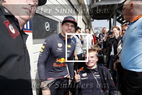 Zandvoort 18 mei 2019
Jumbo racedagen op circuit Zandvoort met oa aanwezig Max Verstappen en Pierre Gasly van het Red Bull F1 team.
