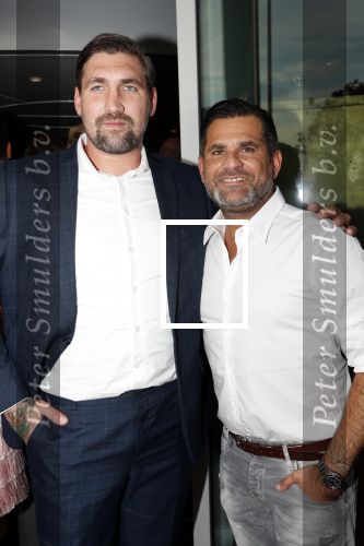 Amsterdam 22 mei 2019
FHM 500 bij the butcher in de ADAM Toren. Micha Noot met een kennis