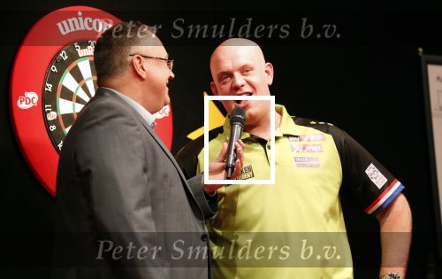 Zwolle 26 mei 2019
Raymond v Barneveld VS Michael v Gerwen op the dutch masters.
Michael zijn vrouw Daphne v Gerwen en Raymond zijn nieuwe vriendin Julia zijn ook aanwezig alsmede de manager van raymond , Jerry v Vianen