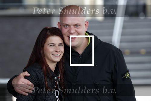 Zwolle 26 mei 2019
Raymond v Barneveld VS Michael v Gerwen op the dutch masters.
Michael zijn vrouw Daphne v Gerwen en Raymond zijn nieuwe vriendin Julia zijn ook aanwezig alsmede de manager van raymond , Jerry v Vianen