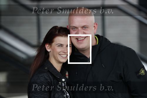 Zwolle 26 mei 2019
Raymond v Barneveld VS Michael v Gerwen op the dutch masters.
Michael zijn vrouw Daphne v Gerwen en Raymond zijn nieuwe vriendin Julia zijn ook aanwezig alsmede de manager van raymond , Jerry v Vianen