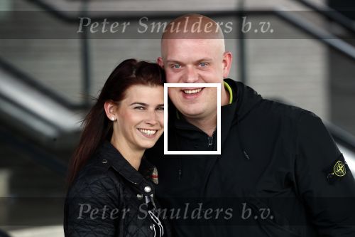 Zwolle 26 mei 2019
Raymond v Barneveld VS Michael v Gerwen op the dutch masters.
Michael zijn vrouw Daphne v Gerwen en Raymond zijn nieuwe vriendin Julia zijn ook aanwezig alsmede de manager van raymond , Jerry v Vianen