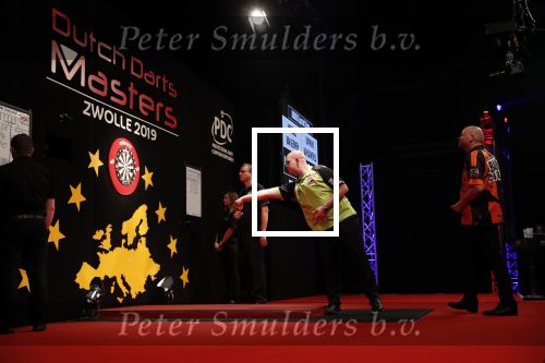 Zwolle 26 mei 2019
Raymond v Barneveld VS Michael v Gerwen op the dutch masters.
Michael zijn vrouw Daphne v Gerwen en Raymond zijn nieuwe vriendin Julia zijn ook aanwezig alsmede de manager van raymond , Jerry v Vianen