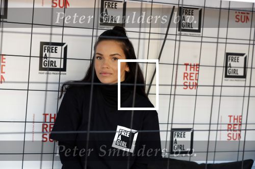 Blaricum 13 mei 2019
Free a girl gala in the red sun in Blaricum. Monica Geuze
