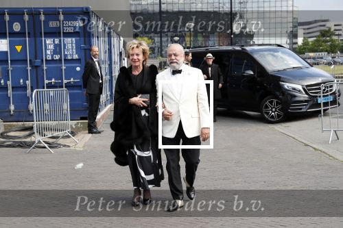 Amsterdam 25 mei 2019
Amsterdam dam diner tbv het aidsfonds in AFAS live. Neelie Kroes en Oscar hammerstein