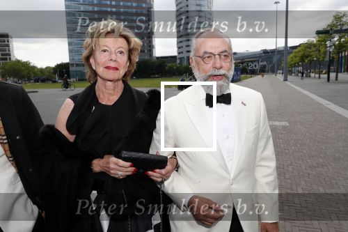 Amsterdam 25 mei 2019
Amsterdam dam diner tbv het aidsfonds in AFAS live. Neelie Kroes en Oscar hammerstein