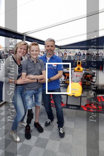 Zandvoort 18 mei 2019
Jumbo racedagen op circuit Zandvoort met oa aanwezig Max Verstappen en Pierre Gasly van het Red Bull F1 team. Nick Jacobs