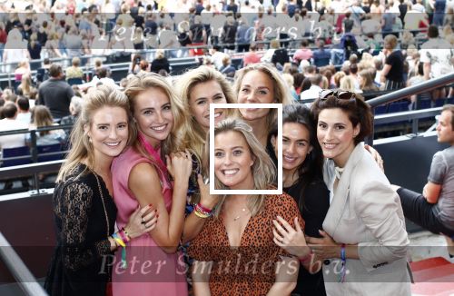 Rotterdam 1 juni 2019
Marco Borsato in de kuip. Wat een geweldige show gaf Marco. Nicolette v dam met oa Kelly Weekers Kristina Bozilovic Leontien Mourits ea