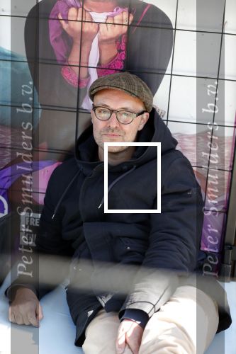Blaricum 13 mei 2019
Free a girl gala in the red sun in Blaricum.
Niels Geusebroek