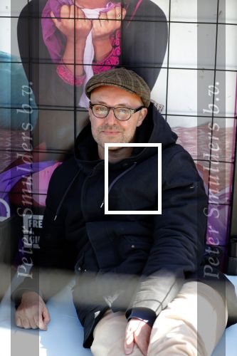 Blaricum 13 mei 2019
Free a girl gala in the red sun in Blaricum.
Niels Geusebroek