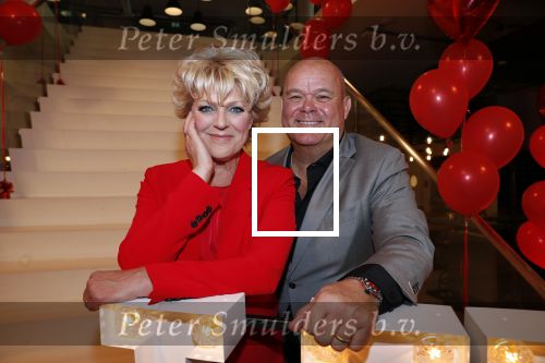 Amsterdam 21 mei 2019
iris v d Ende presnteert met haar bedrijf medialane de cast van hello Dolly met oa Simone Kleinsman Paul de Leeuw Freek Bartels Jorgen Raymann en Marjolein Touw.