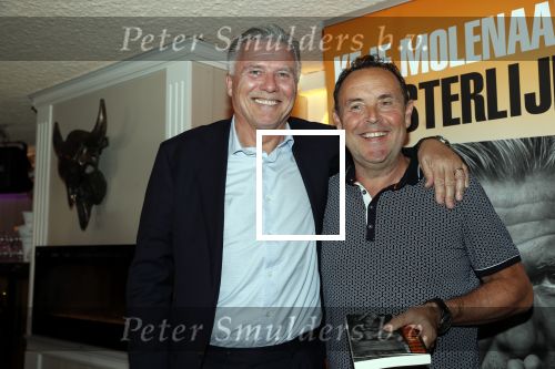 Volendam 22 mei 2019
Boekpresentatie Keje Molenaar bij dine en wine op de dijk in Volendam. Jan Smit presenteert het.
Matthijs de Ligt is er met zijn vriendin Annekee Molenaar Pier Tol