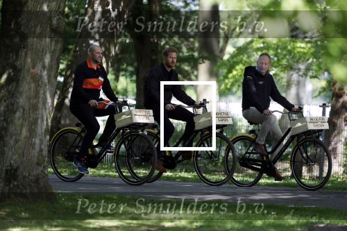 Den Haag 9 mei 2019
Prince Harry aanwezig bij  de presentatie van de Invictus Games The Hague 2020. Over precies een jaar wordt het sportevenement voor fysiek en mentaal gewonde militairen in het Haagse Zuiderpark gehouden. Prins Harry en ook Prinses Margriet zijn aanwezig. Voorzitter Luitenant Generaal b.d. Mart de Kruif ontving Prince Harry