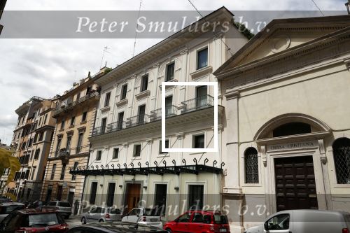 Rome mei 2019
Prinses Christina woont tegenwoordig in een appartement/penthouse in Rome.
Er zitten verschillende leuke winkeltjes in de buurt. Ook het collosseum ligt bij haar om de hoek.