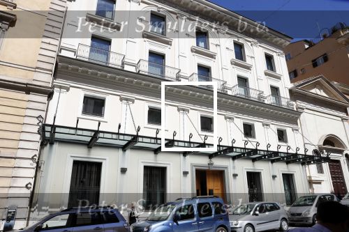 Rome mei 2019
Prinses Christina woont tegenwoordig in een appartement/penthouse in Rome.
Er zitten verschillende leuke winkeltjes in de buurt. Ook het collosseum ligt bij haar om de hoek.