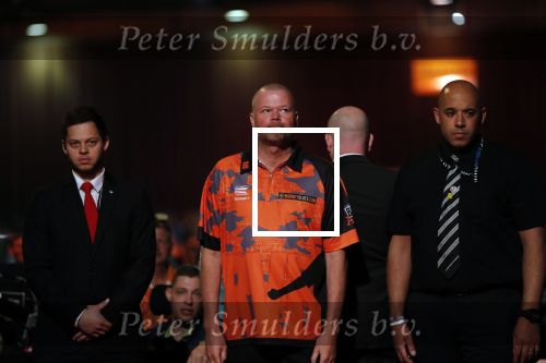 Zwolle 26 mei 2019
Raymond v Barneveld VS Michael v Gerwen op the dutch masters.
Michael zijn vrouw Daphne v Gerwen en Raymond zijn nieuwe vriendin Julia zijn ook aanwezig alsmede de manager van raymond , Jerry v Vianen